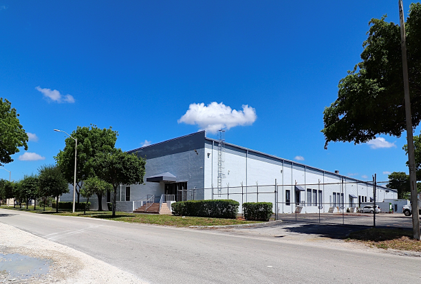 Primary Photo Of 4701-4751 NW 165th St, Miami Gardens Warehouse For Lease