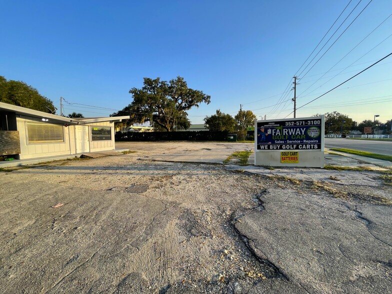 Primary Photo Of 830 S Main St, Wildwood Auto Dealership For Sale