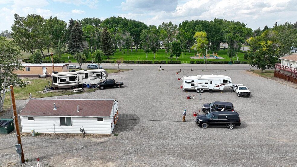 More Photos Of 719 Maryland St, Conrad Trailer Camper Park For Sale