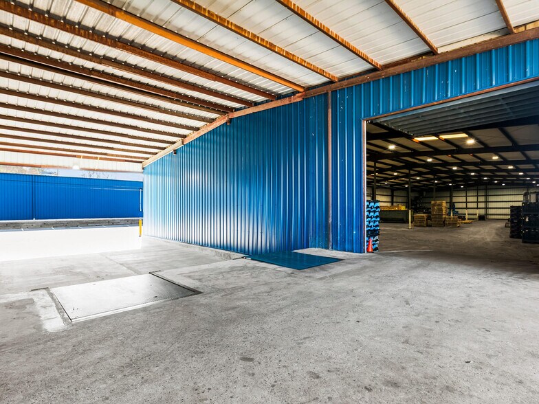 More Photos Of 465 L a White Dr, Fletcher Industrial For Lease