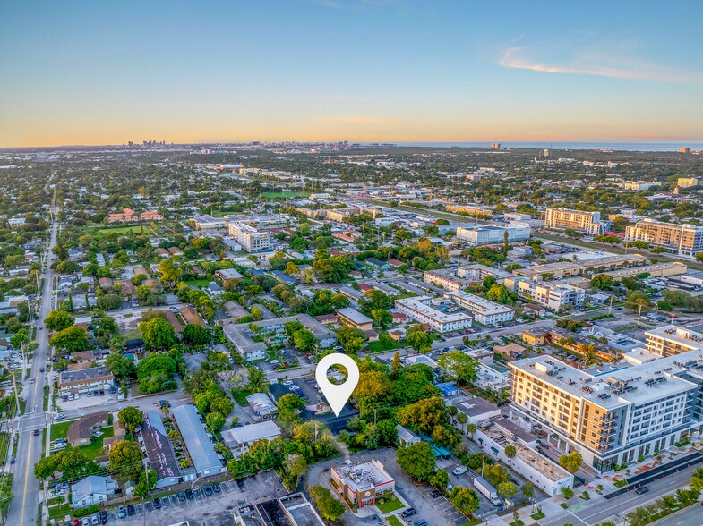 More Photos Of 2314 Polk St, Hollywood Apartments For Sale