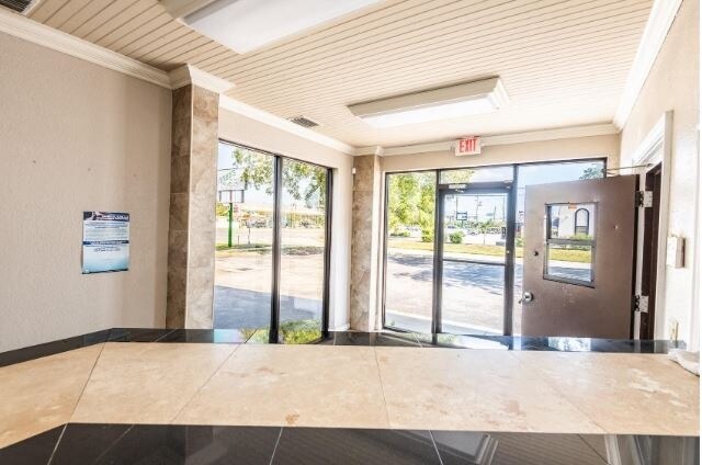 More Photos Of 12477 66th Street North, Largo Auto Repair For Lease