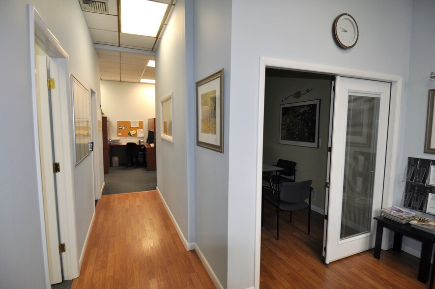 More Photos Of 15 N 5th St, Saddle Brook Office For Lease