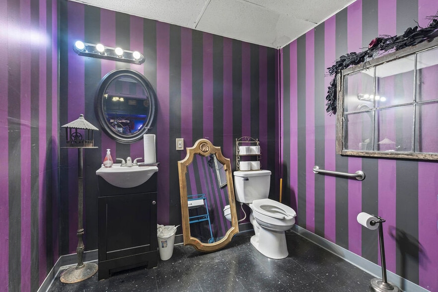 More Photos Of , Columbus Unknown For Sale