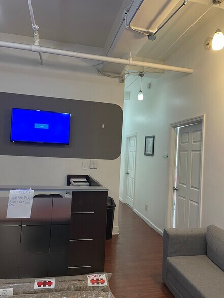 More Photos Of 39 W 29th St, New York Office For Lease