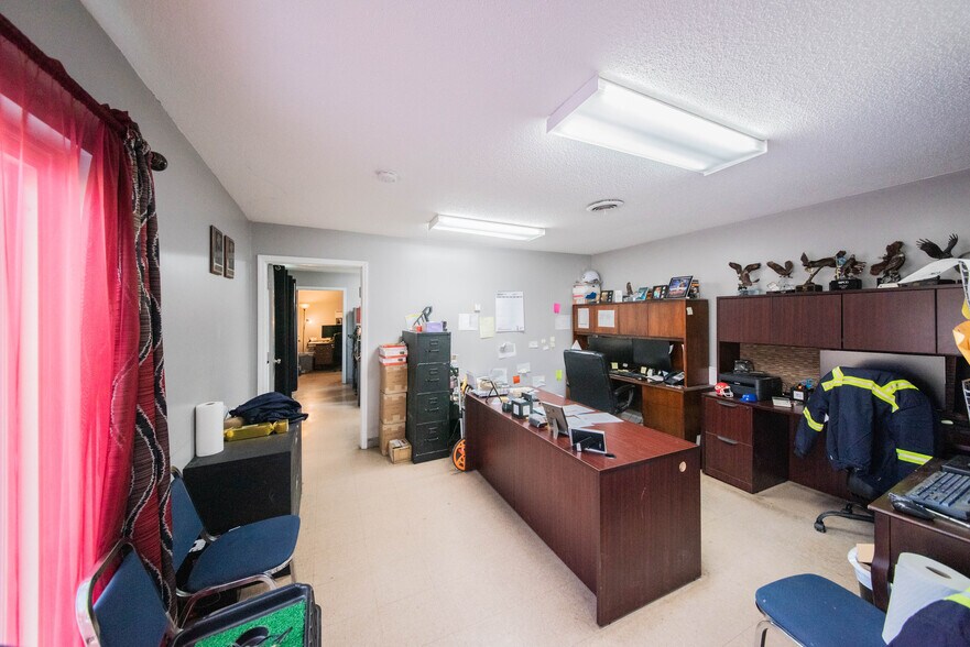 More Photos Of 72 Satellite Ln, Calvert City Industrial For Sale