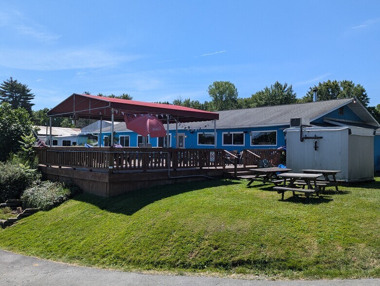 More Photos Of 9170 Horseshoe Island Rd, Clay Marina For Sale