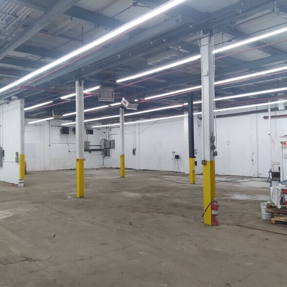 More Photos Of 9 53rd St, Brooklyn Manufacturing For Lease