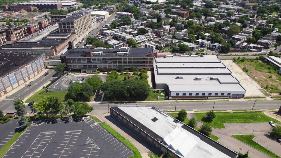 More Photos Of 2450 W Hunting Park Ave, Philadelphia Unknown For Lease