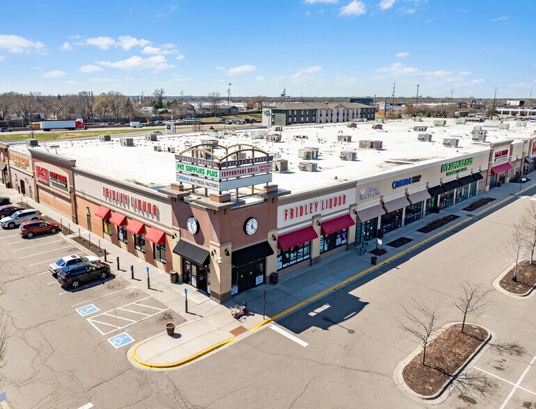 More Photos Of 244-252 57th Ave NE, Fridley General Retail For Lease