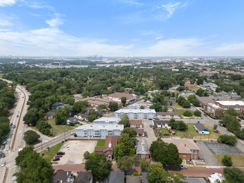 More Photos Of 902 W 36th St, Savannah Religious Facility For Lease