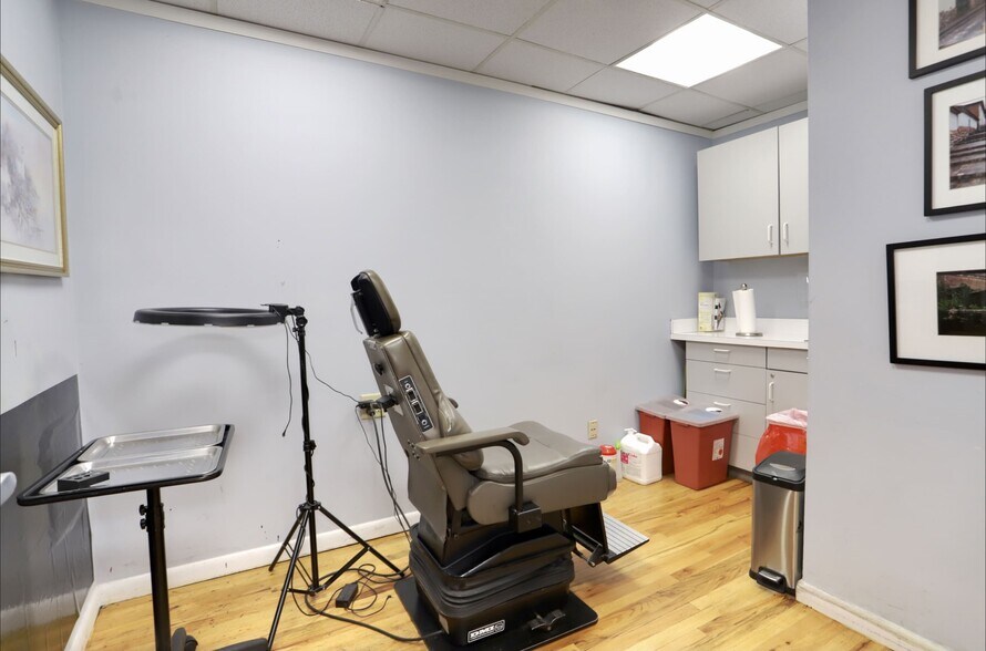 More Photos Of 1590 Anderson, Fort Lee Apartments For Lease