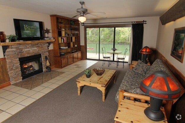 More Photos Of 16392 Tom Akers Rd, Eminence Hotel For Sale