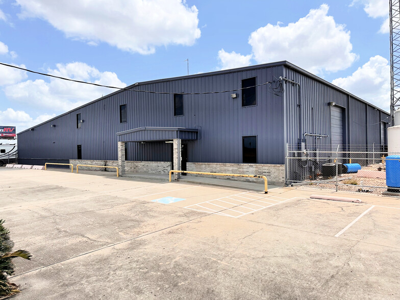 Primary Photo Of 2002 IH 69 Access Rd, Robstown Warehouse For Lease