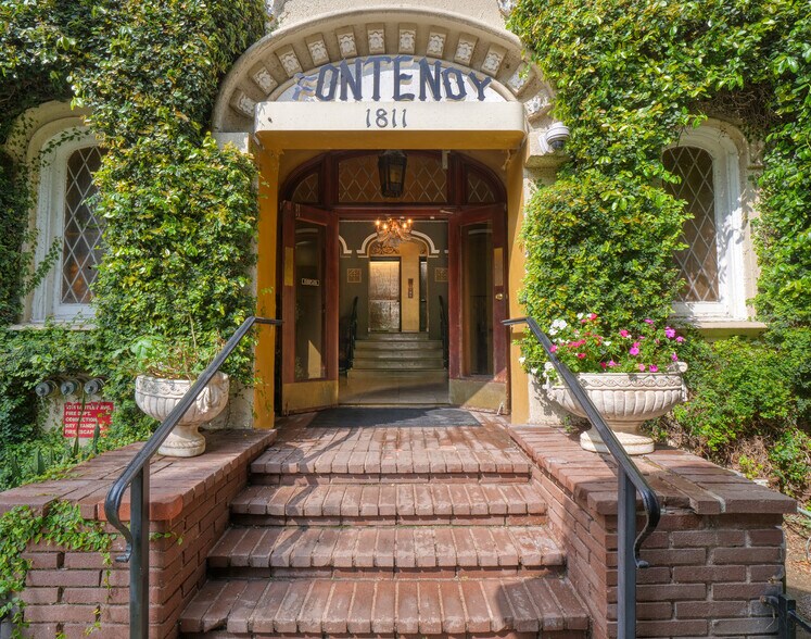 More Photos Of 1811 Whitley Ave, Los Angeles Apartments For Sale