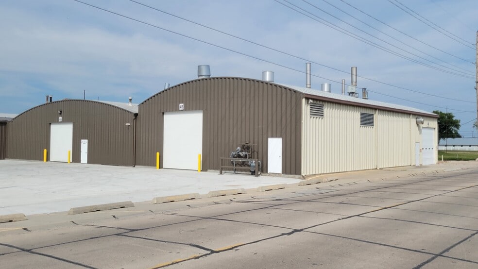 Primary Photo Of 1751 12th Ave, Columbus Service For Lease
