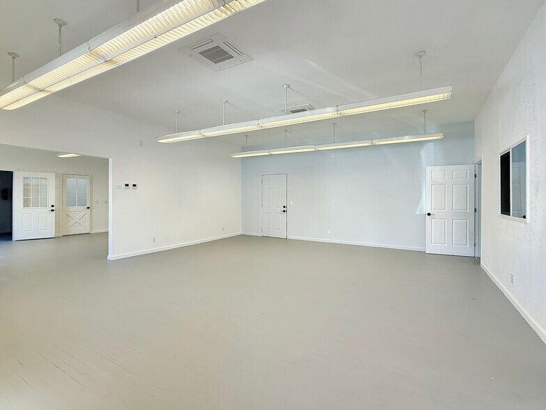 More Photos Of 36805 Cathedral Canyon Dr, Cathedral City Industrial For Sale