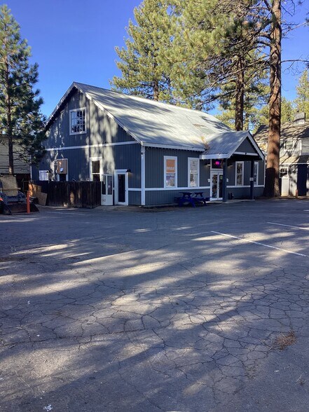 More Photos Of 3542 Lake Tahoe Blvd, South Lake Tahoe Restaurant For Sale