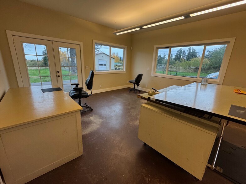 More Photos Of 2334 Mt Baker Hwy, Bellingham Office For Lease