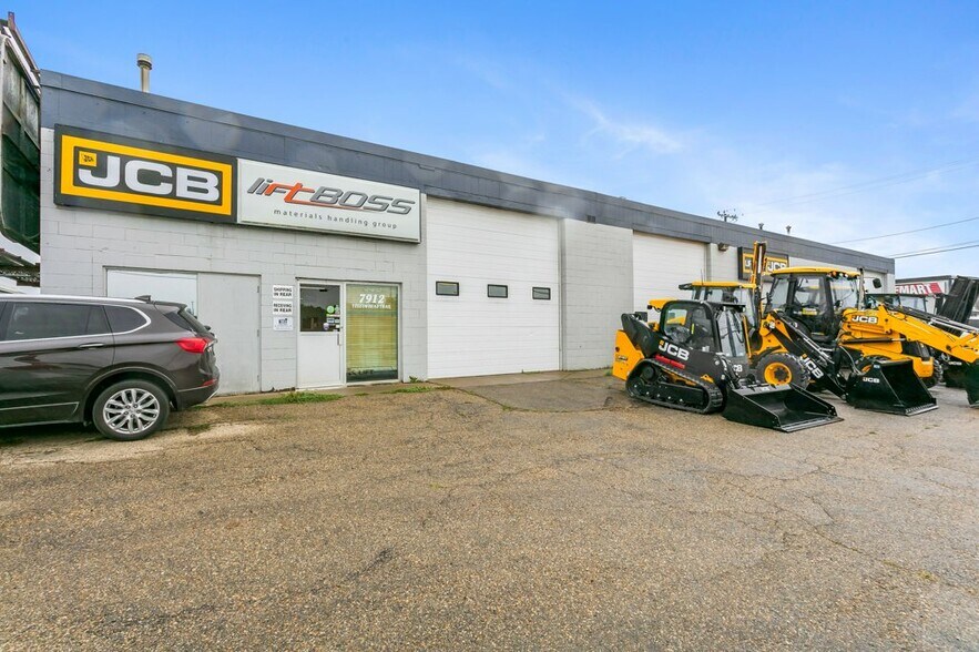 More Photos Of 7912 Yellowhead Trl NW, Edmonton Service For Lease