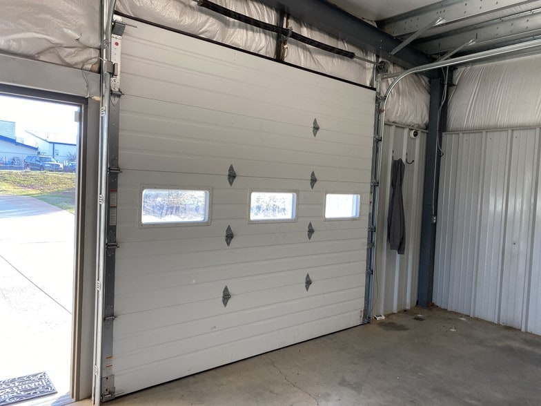 More Photos Of 837 Anderson Rd N, Rock Hill Auto Dealership For Lease