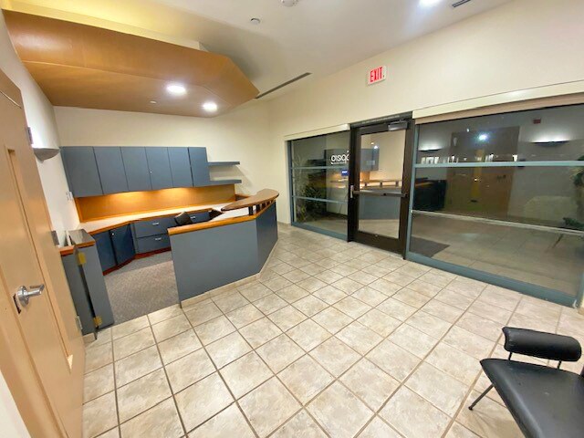 More Photos Of 6780 Cortona Dr, Goleta Industrial For Lease