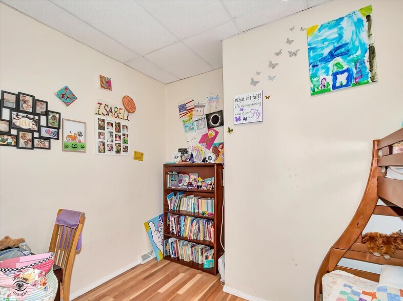 More Photos Of 2-4 E Front St, Newark Health Club For Sale