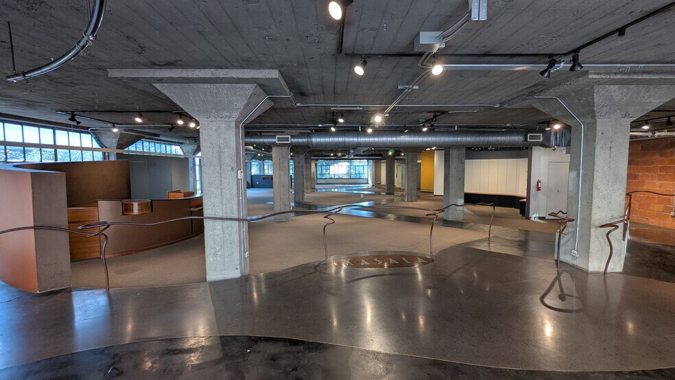 More Photos Of 1501-1505 Western Ave, Seattle Office For Lease