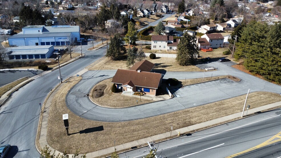 More Photos Of 3301 Easton Ave, Bethlehem Bank For Lease