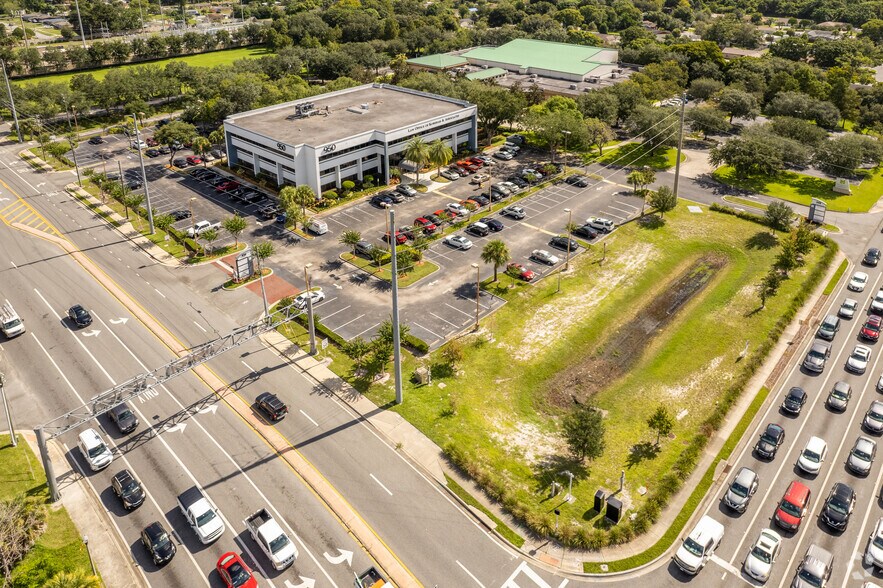 More Photos Of 950 S Winter Park Dr, Casselberry Office For Lease