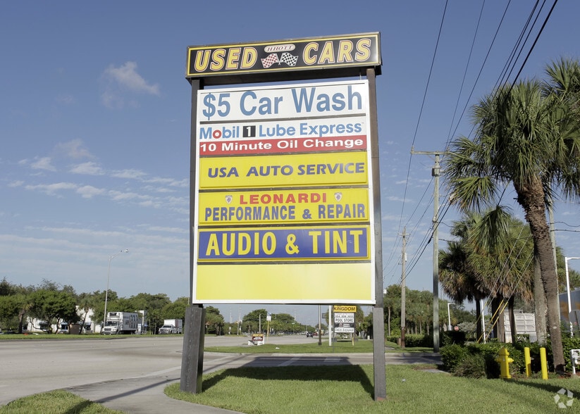 More Photos Of 2501 W Sample Rd, Deerfield Beach Unknown For Lease