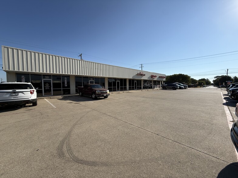 More Photos Of 330 S Blue Mound Rd, Fort Worth Freestanding For Sale