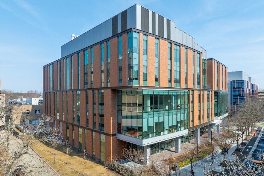 More Photos Of 101 Cambridge Park Dr, Cambridge Research And Development For Lease