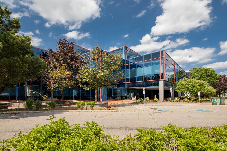 More Photos Of 2200-2206 Eglinton Ave E, Toronto Office For Lease