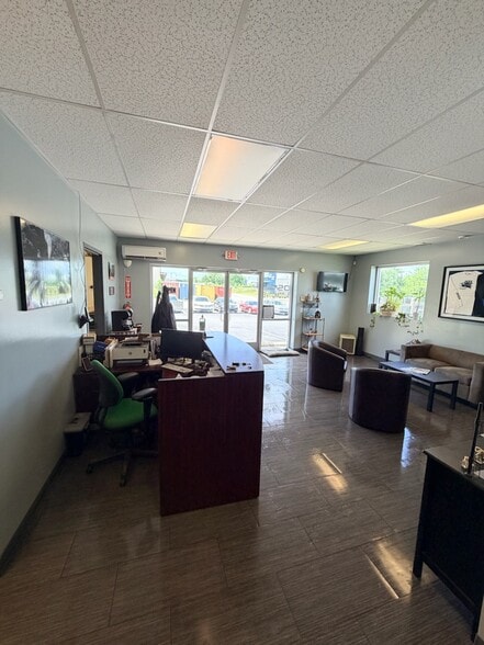 More Photos Of 186 Wincrest Dr, Winchester Warehouse For Sale