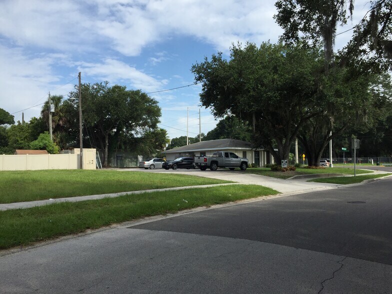 More Photos Of 8109 E Dr Martin Luther King Jr Blvd, Tampa Office For Sale
