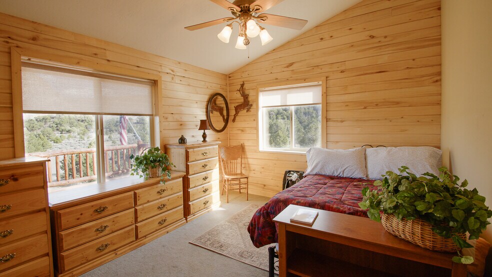 More Photos Of 897 E Cocks Comb Dr, Teasdale Land For Sale