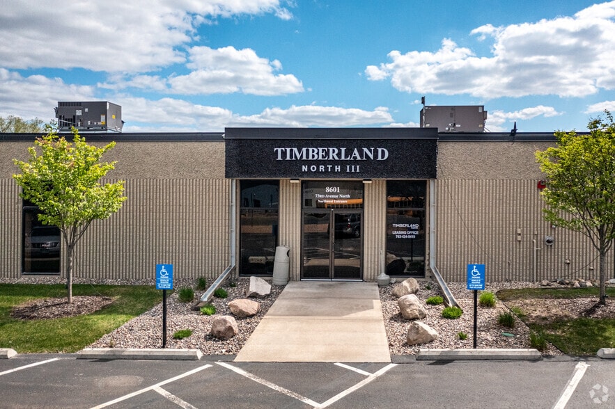 More Photos Of 7308 Aspen Ln N, Brooklyn Park Unknown For Lease