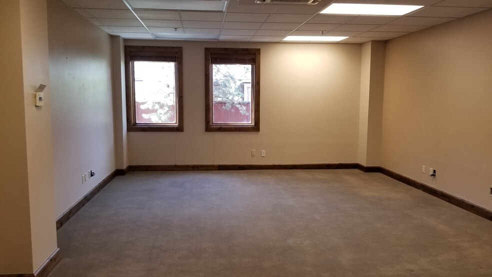 More Photos Of 120 2nd Ave N, Ketchum Medical For Sale
