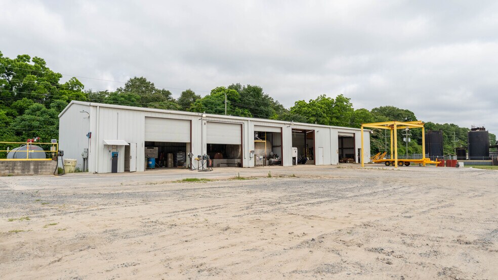More Photos Of 565 Thomas St, Camilla Industrial For Sale