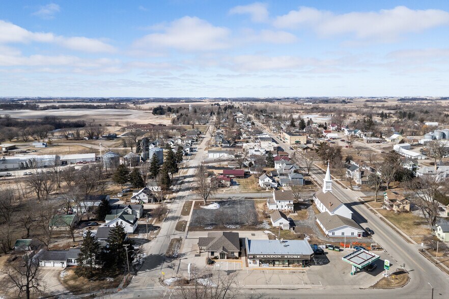 More Photos Of 102 S Woodward St, Brandon Service Station For Sale