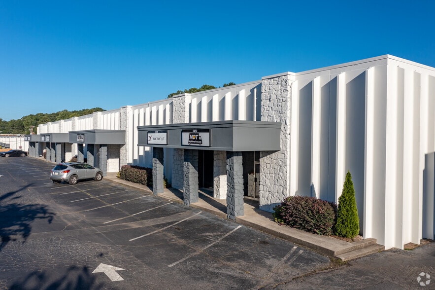 More Photos Of 6420-6432 Warren Dr, Norcross Unknown For Lease