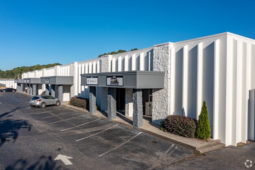 Primary Photo Of 6452 Warren Dr, Norcross Warehouse For Lease