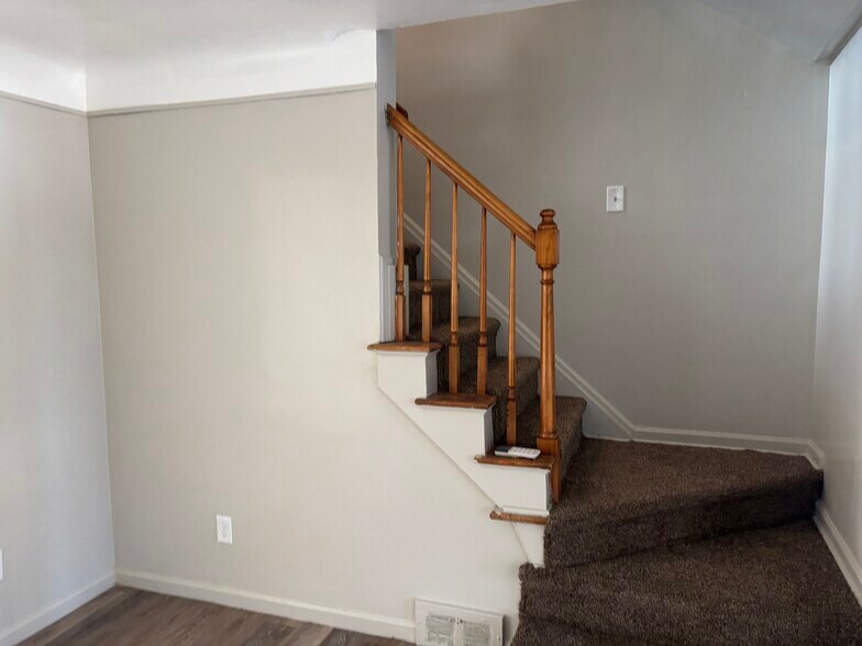 More Photos Of 20801 Plymouth Rd, Detroit Apartments For Sale