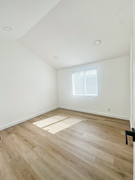 More Photos Of 5030 Farago Ave, Temple City Apartments For Sale