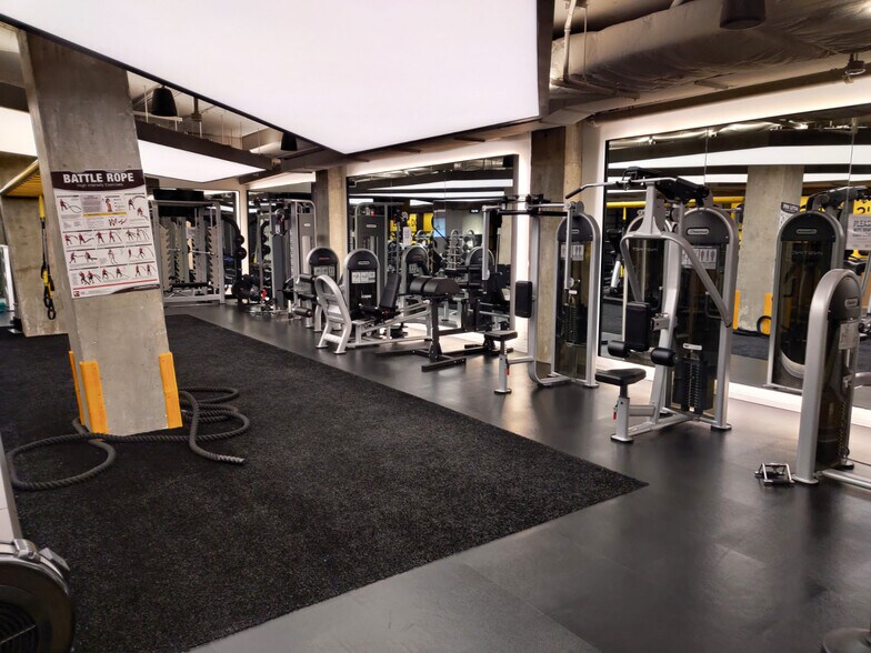 More Photos Of 1201 New York Ave NW, Washington Office For Lease