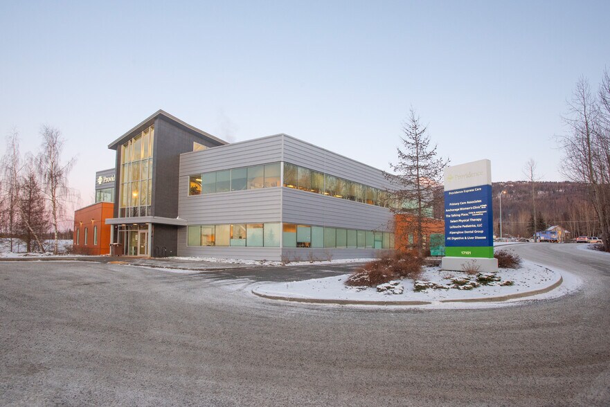 Primary Photo Of 17101 Snowmobile Ln, Eagle River Healthcare For Sale