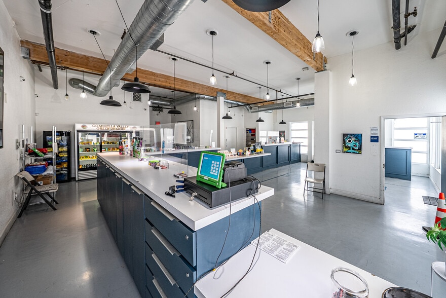 More Photos Of 353 S Palm Canyon Dr, Palm Springs Medical For Lease
