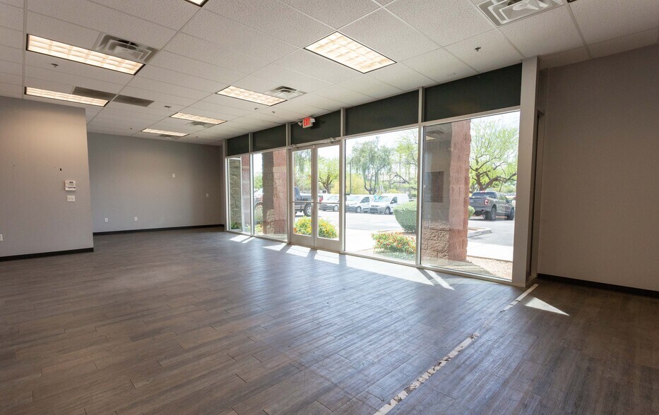 More Photos Of 1940 W Elliot Rd, Gilbert Food Processing For Lease
