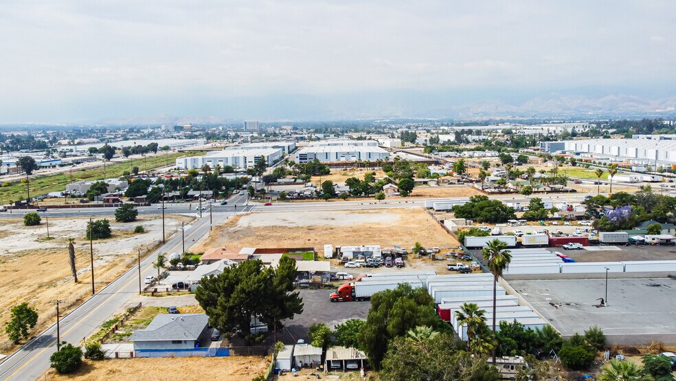 More Photos Of 1245 S Washington Ave, San Bernardino Truck Terminal For Sale